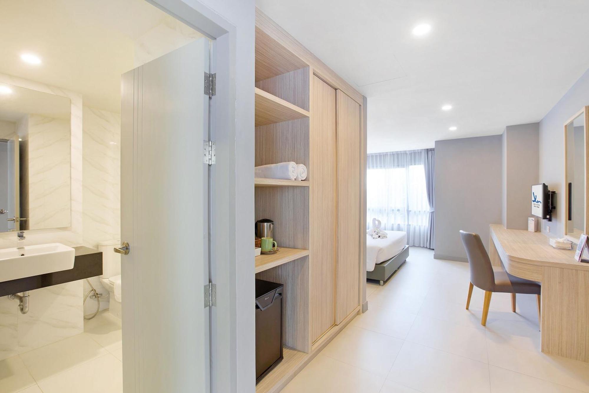 Xen Hotel Nakhon Pathom - Sha Plus Exterior photo