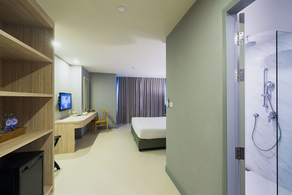 Xen Hotel Nakhon Pathom - Sha Plus Exterior photo
