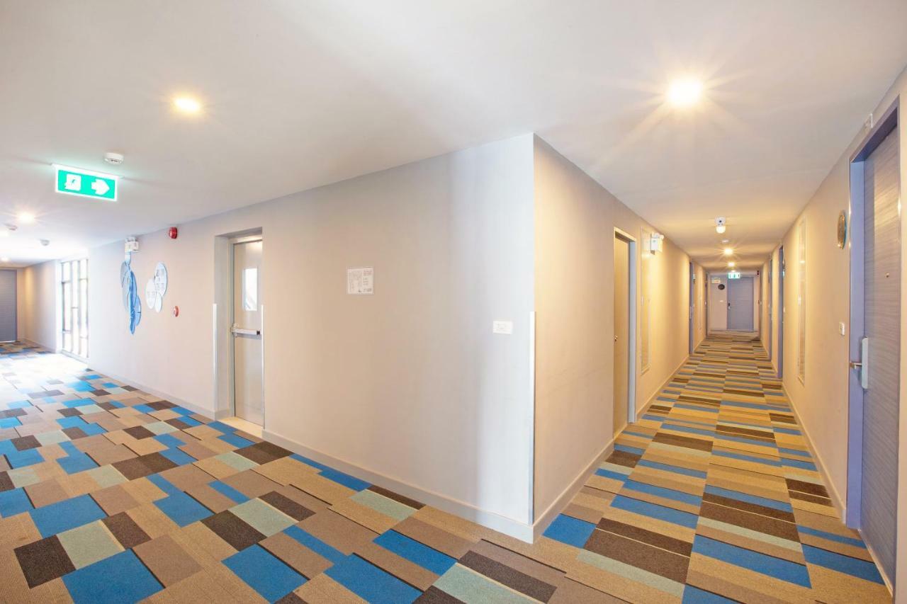 Xen Hotel Nakhon Pathom - Sha Plus Exterior photo